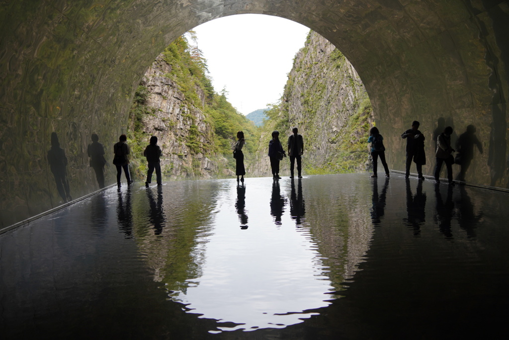 6B75F0B3-9E5E-4D6A-B327-F5A6D2D0190C