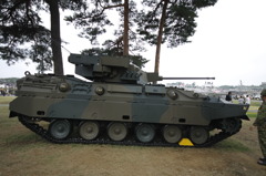 自衛隊８