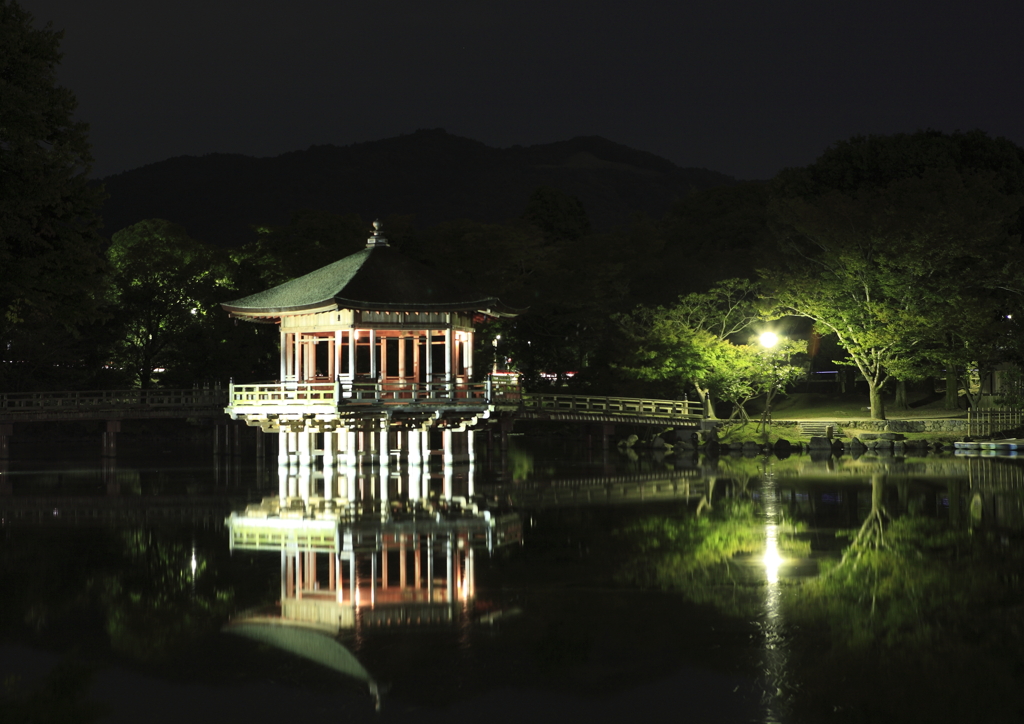 浮御堂の夜