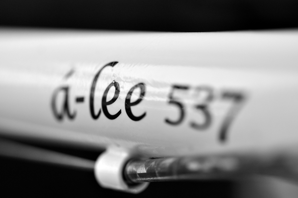 á-lee 537