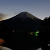 星も映る夜２