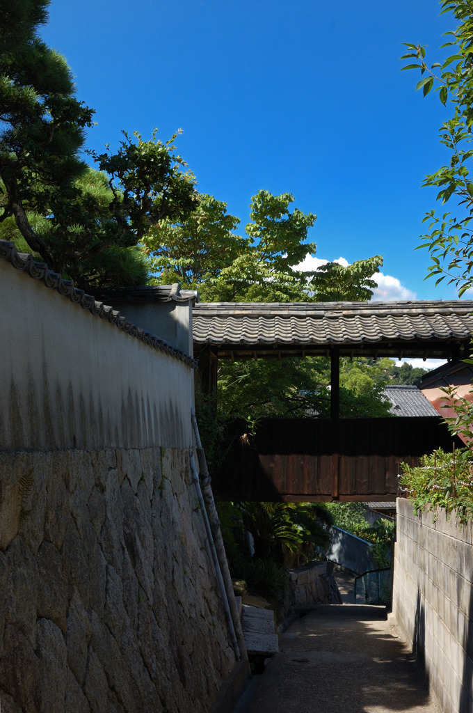 トンネル