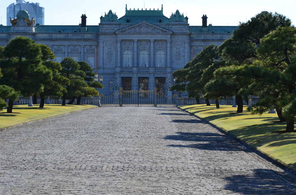 迎賓館と森タワー