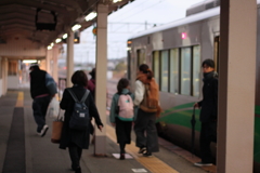 それぞれの家路に