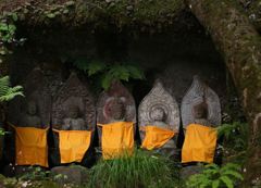 黄色いよだれかけ？