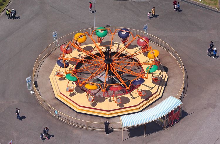 おもちゃ箱3？動く人