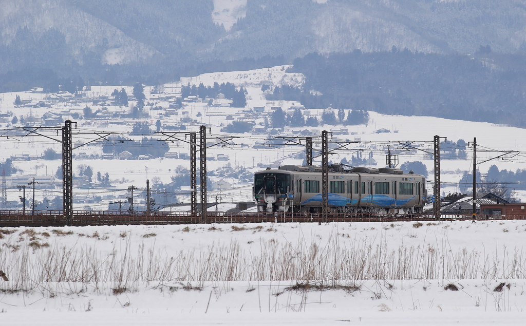 あいの風が走る
