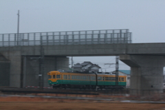 雨にも負けず～かぼちゃ電車君が走る