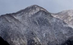 山