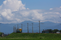 入道雲とかぼちゃ電車