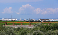 鉄橋を渡りまぁ～す。ゴットン、ゴットン♪