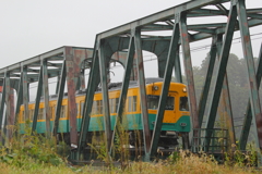 鉄橋のトンネル