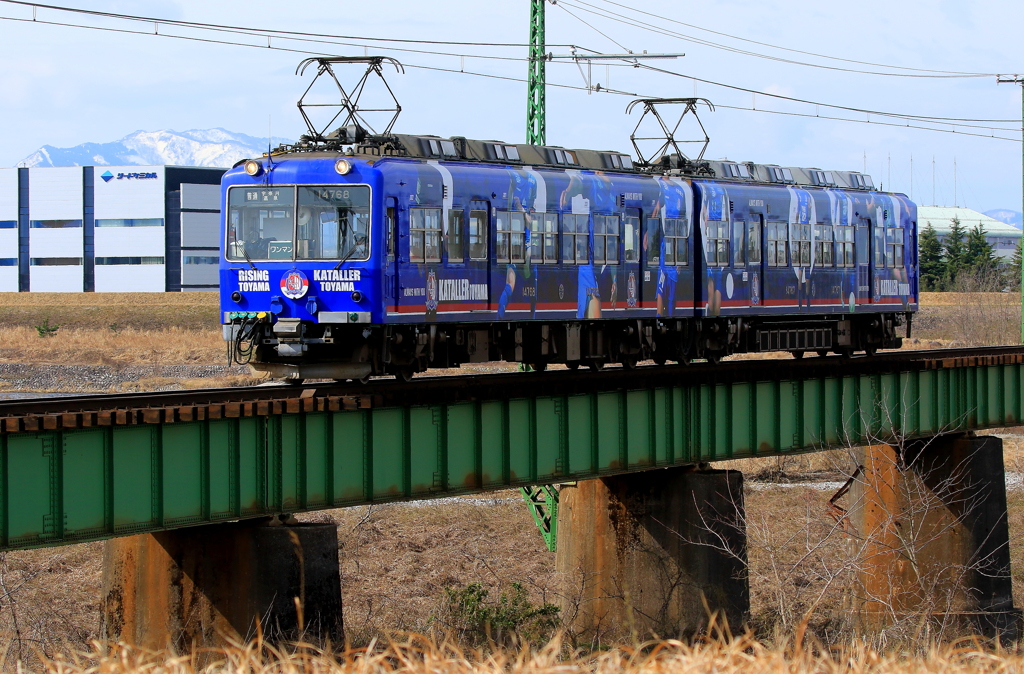 カターレ富山　イベント列車が走る～♪