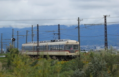 山に雲がかかり