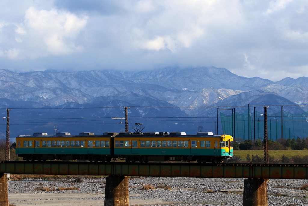 鉄橋を渡るよ～♪