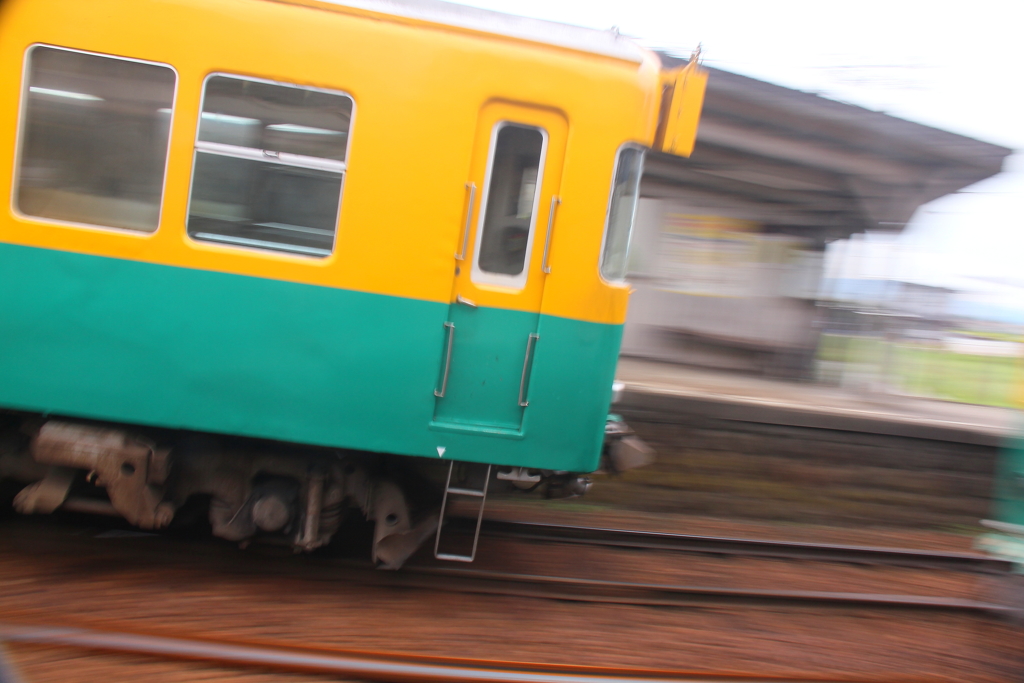 鉄子、流し撮りに挑戦中～