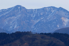 もうすぐ山は白く覆われる