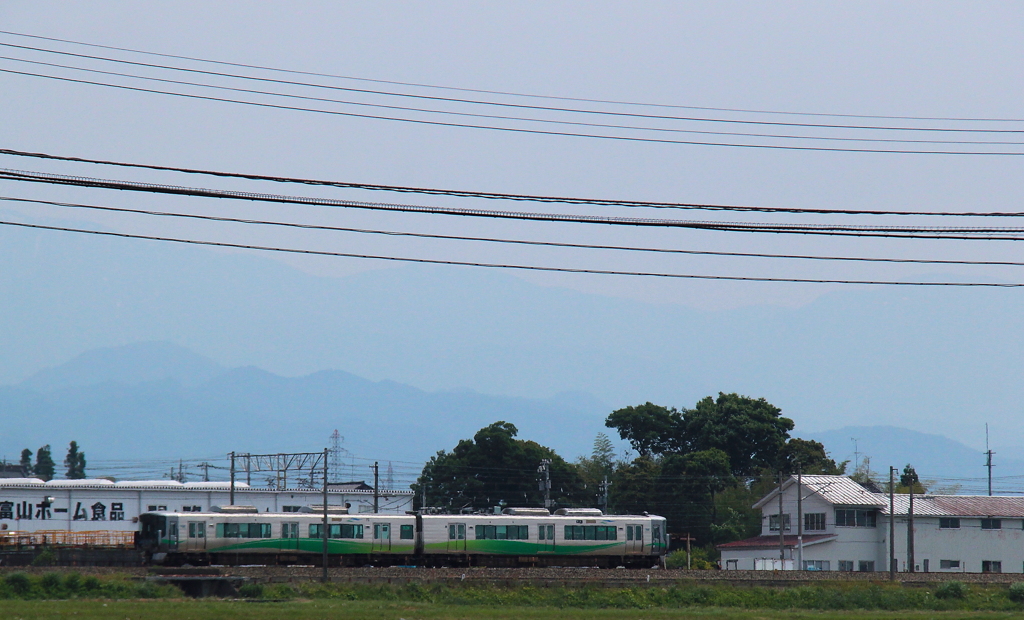 あいの風鉄道が行く～♪