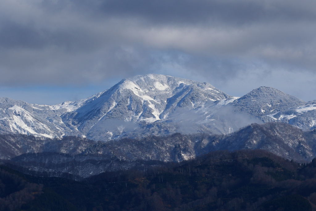 山は雪