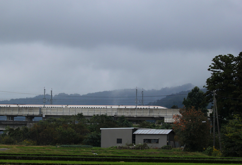 北陸新幹線が走る～