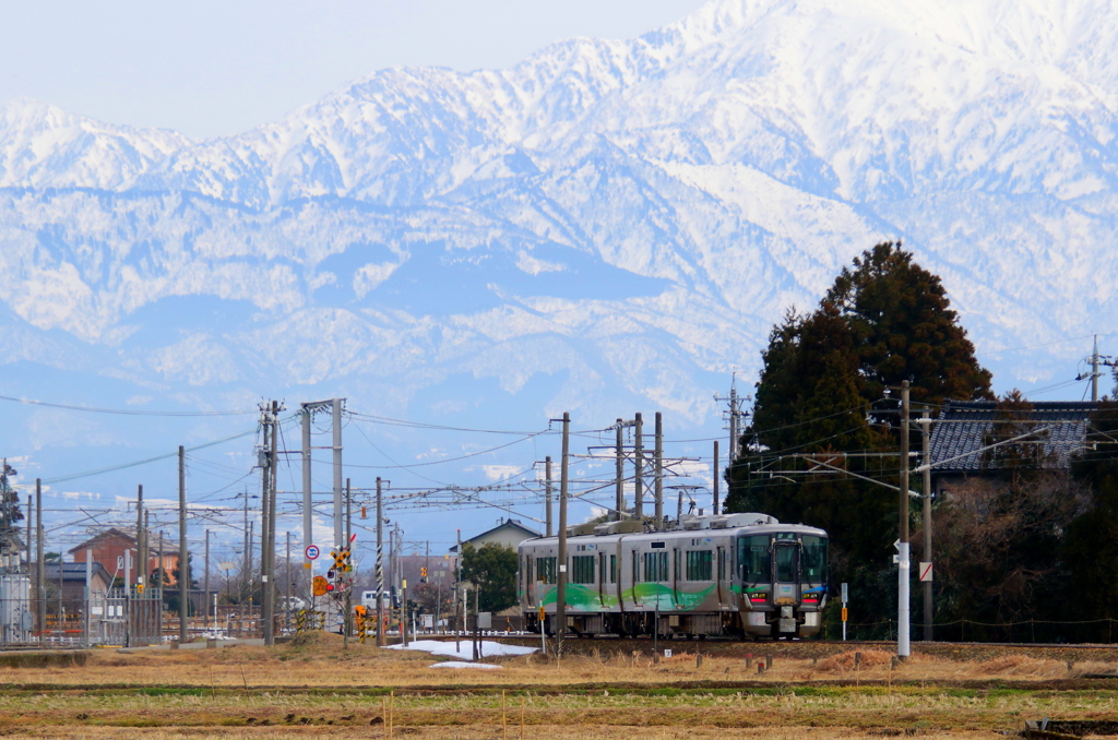 あいの風とやま鉄道