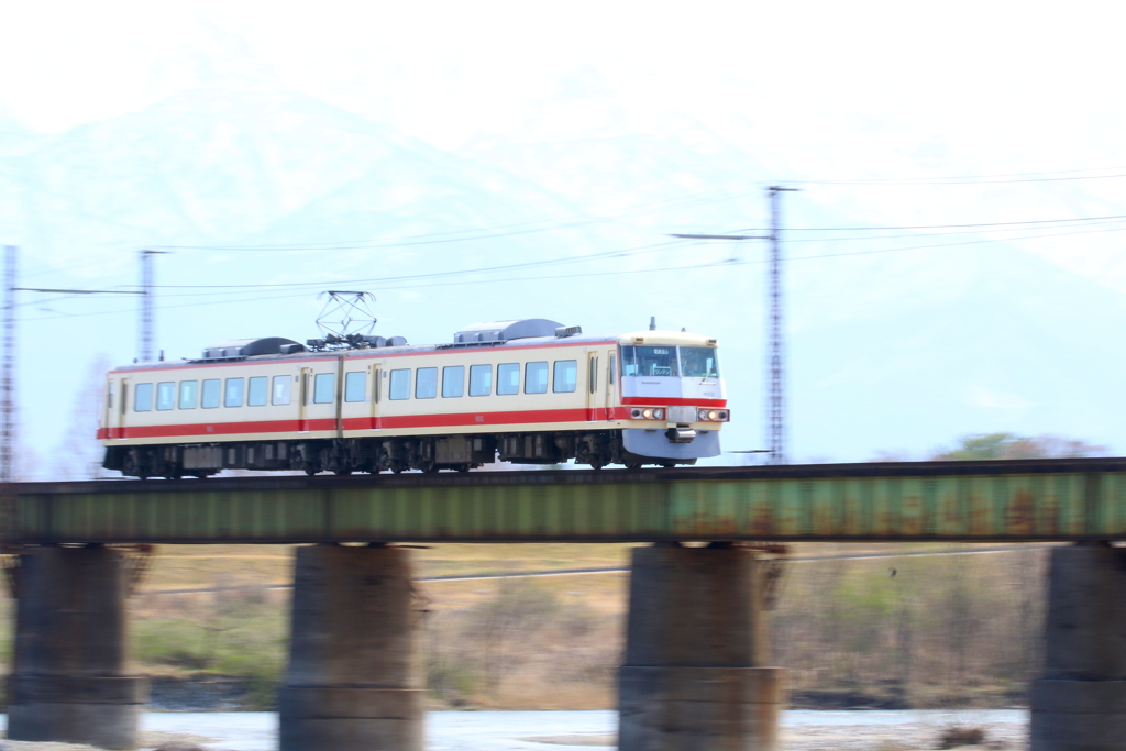 アルペン号がゆく