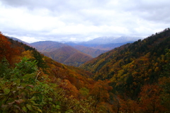 移り変わる山々