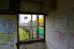 雨の日の無人駅