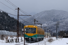 雪の中を元気に走る～♪