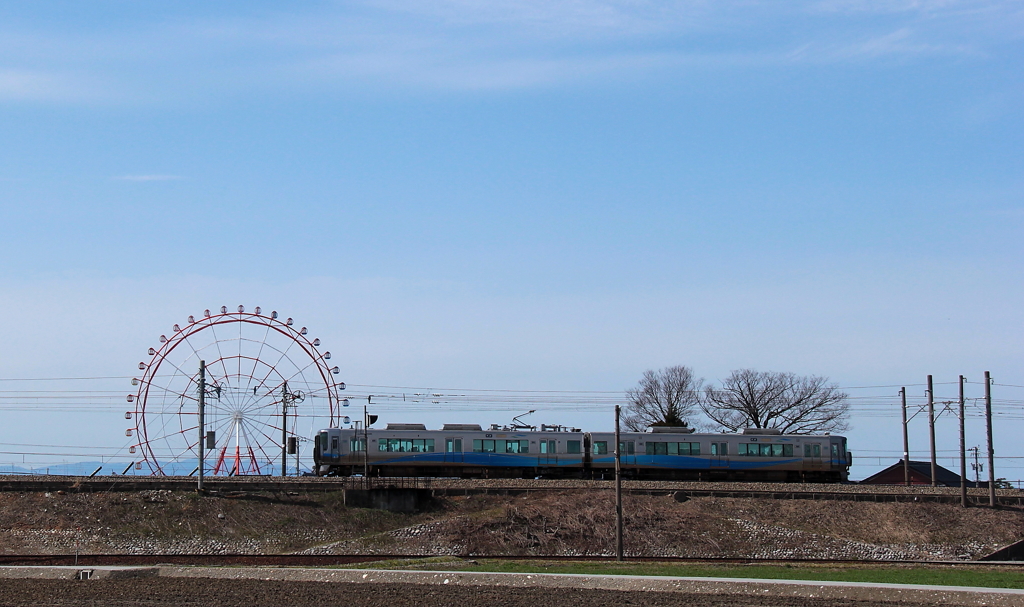 観覧車と電車君
