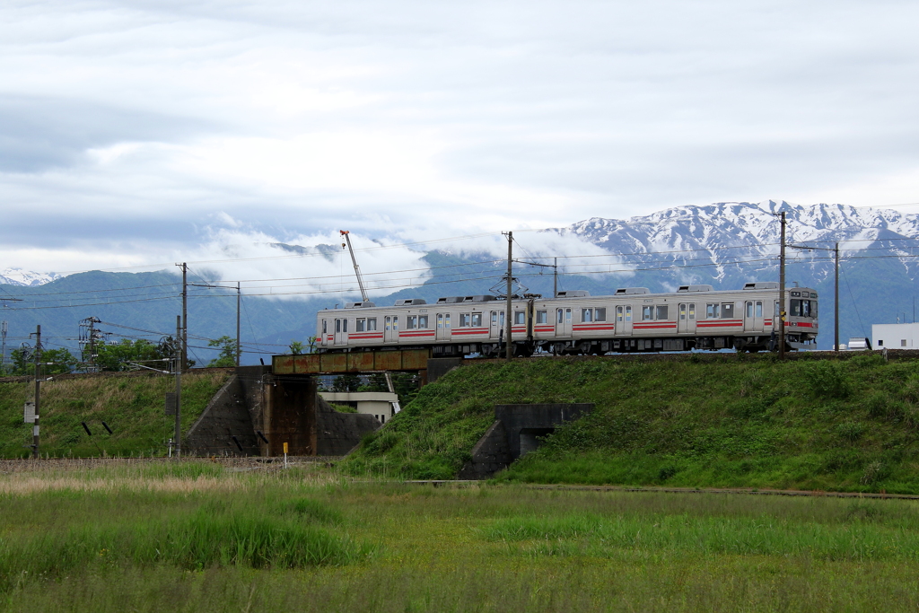 ステン君～♪　31秒違いで、あいの風鉄道と交差なし・・・