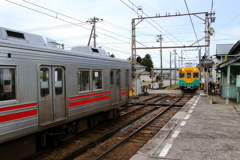 すれ違い