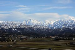 立山連峰（新幹線の車窓から）