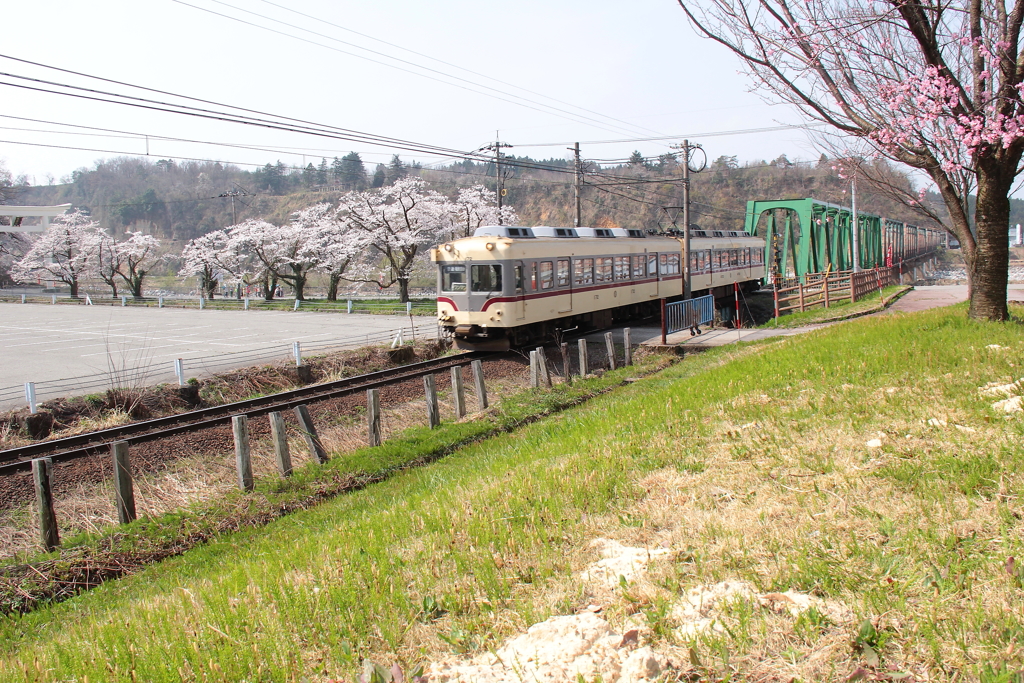 電車君が通過します♪