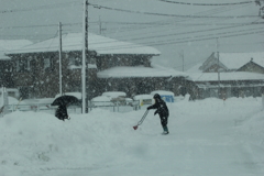 この雪はいつまで続くの？