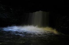 大岩山の滝