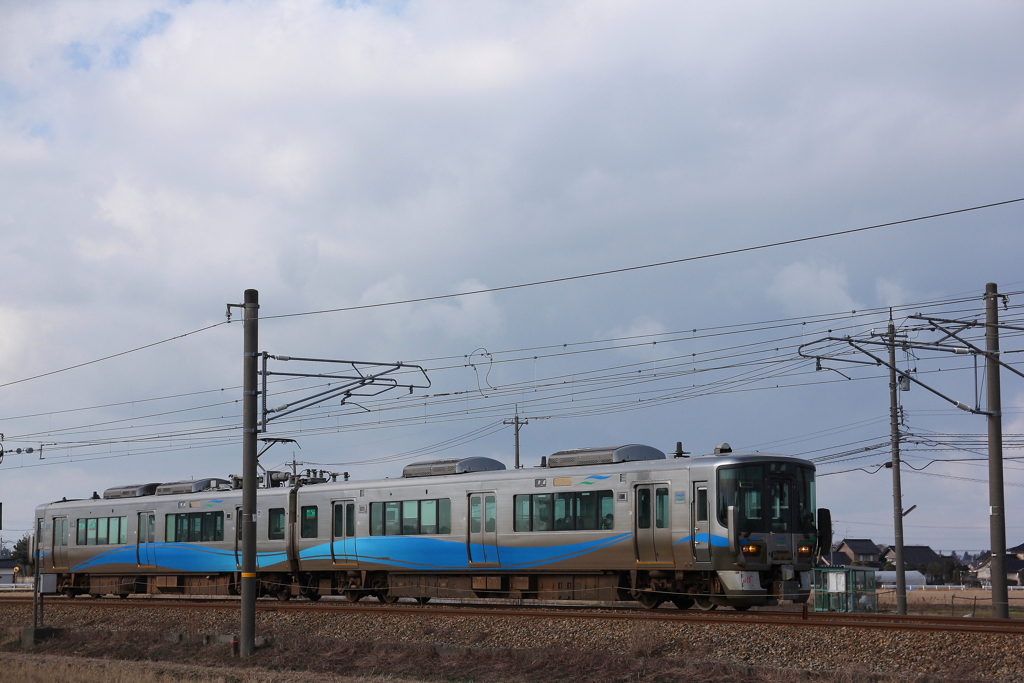 あいの風とやま鉄道