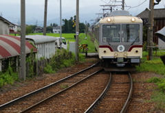 正解は・・・→右でした。