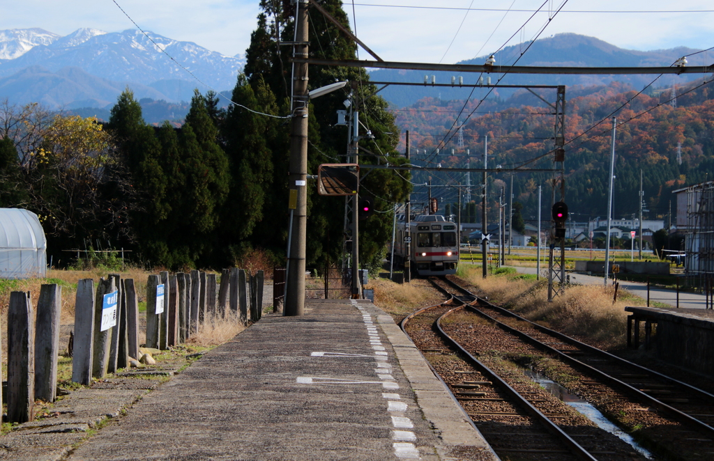 さて？ステン君は左右どちらの線路に行くでしょう～♪