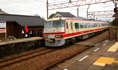立山に向かいます（アルペン号特急）