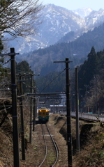 野にも山にも春が来た～♪