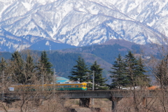 かぼちゃ電車君が走る～