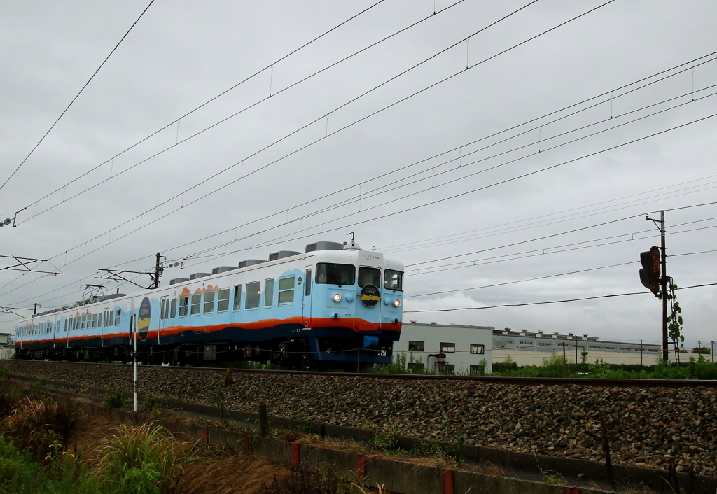 一万三千尺物語（あいの風鉄道）