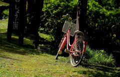 赤い自転車
