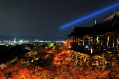 紅葉シーズン　清水寺