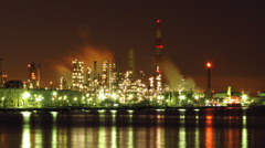 石油コンビナートの夜景
