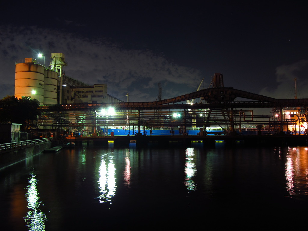 工場の夜景
