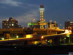 横浜マリンタワー