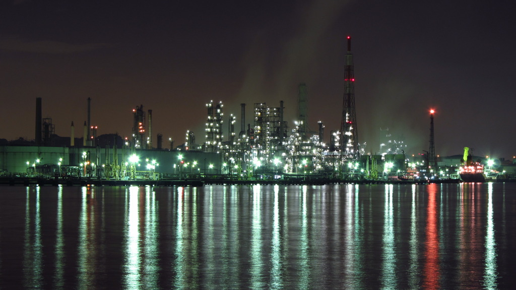 石油コンビナートの夜景