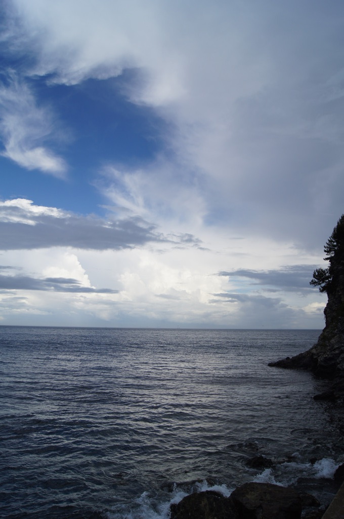 海と空と雲